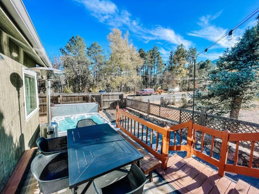 Canyon Retreat! 3Min To Broadmoor. Hot Tub! Villa Colorado Springs Exterior foto